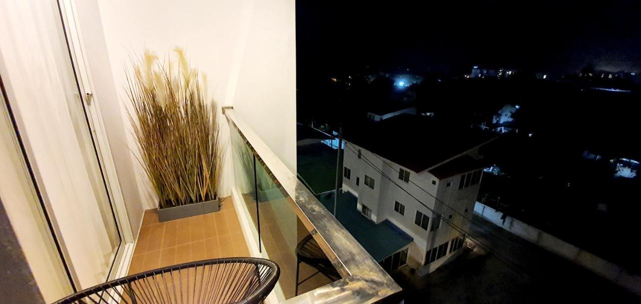 Sweet Seaview Flr6 With Toproop Pool Flr7 At The Blux Bangsaen المظهر الخارجي الصورة